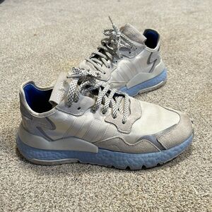 Adidas Sneakers Women’s Size 8.5, Great Condition!